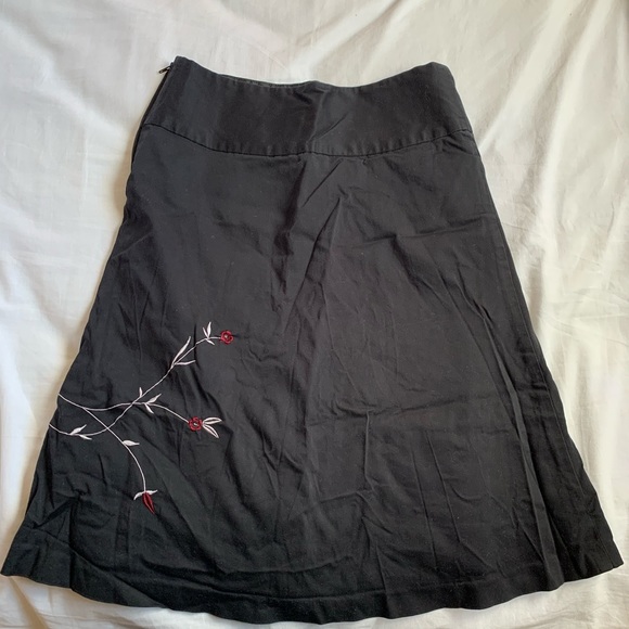 RW&CO Midi Skirt - Picture 2 of 6